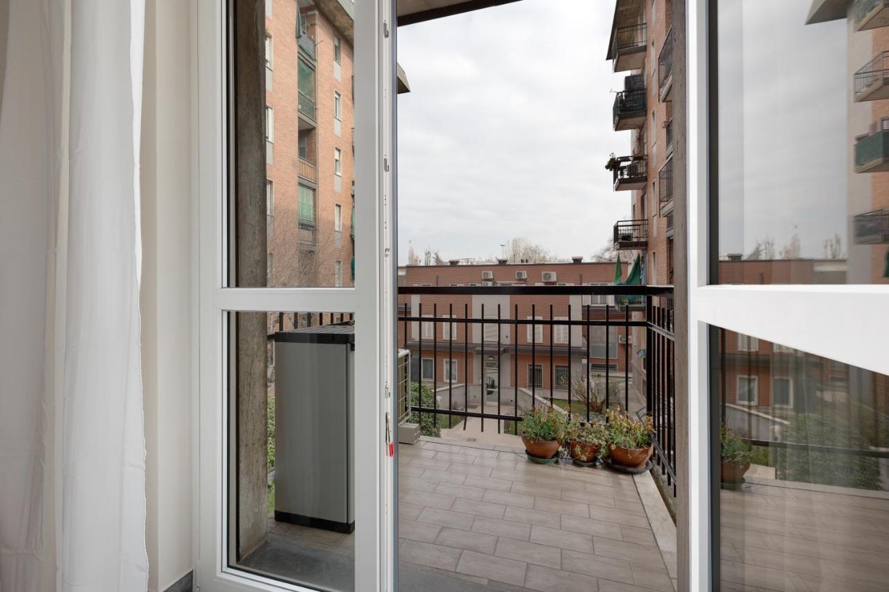 Dergano Comfy Apartment - 250 M Far From M3 Mediolan Zewnętrze zdjęcie